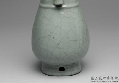 图片[2]-Vase with tubular lug handles in celadon glaze, Guan ware, Southern Song dynasty, 12th-13th century-China Archive